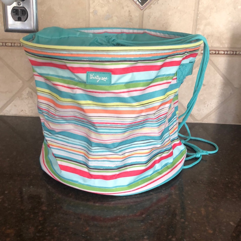 Like new! Thirty-one cinch top utility bin!